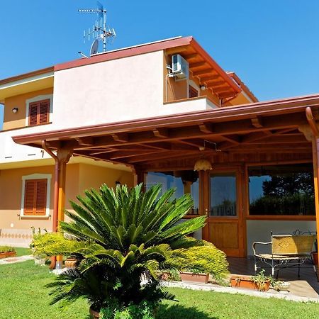 Bed & Breakfast La Villetta Botricello Exterior foto